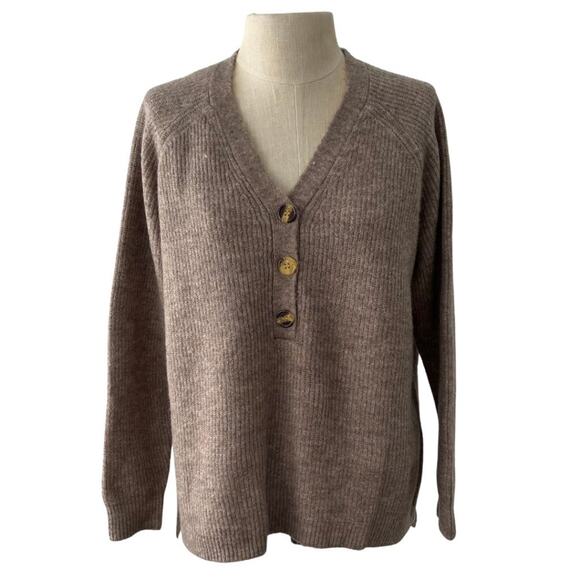 LUSH Taupe Long Sleeve Henley Knit Sweater Pullover Size S Soft Casual Fall Top - Picture 4 of 7
